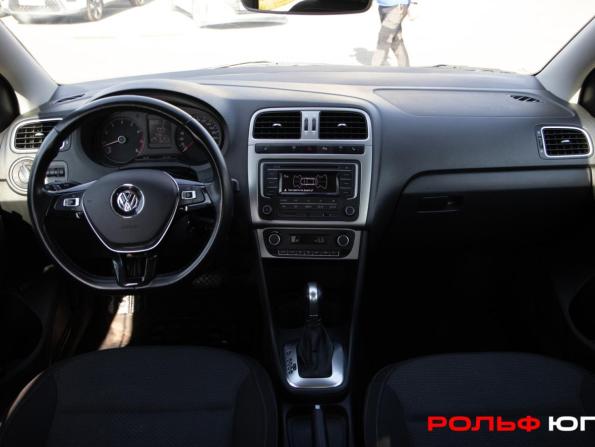 Volkswagen Polo V Рестайлинг с пробегом 2015 года, цена 858 000 рублей, 139000 км, седан, Автокод Объявления