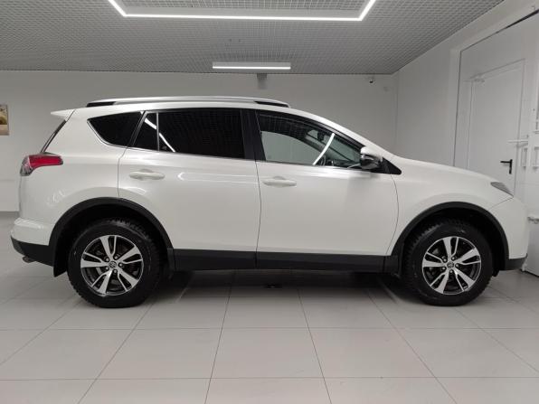 Toyota RAV4 IV (XA40) Рестайлинг с пробегом 2017 года, цена 1 851 000 рублей, 206062 км, внедорожник, Автокод Объявления