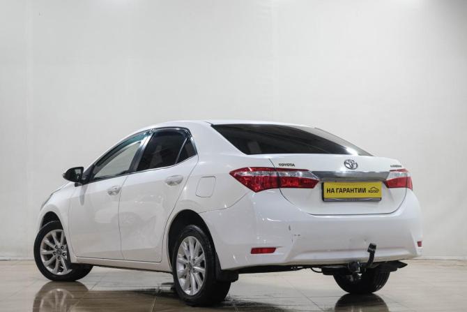 Toyota Corolla XI (E160 E170 E180) с пробегом 2013 года, цена 1 169 000 рублей, 282000 км, седан, Автокод Объявления