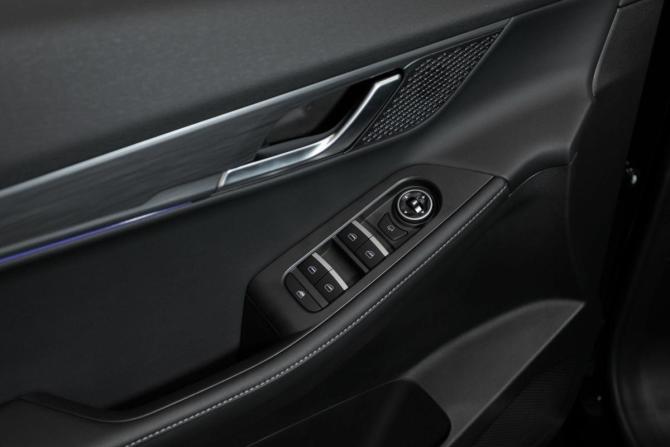 Новый Jaecoo J6 2026 года, цена 2 290 000 рублей, внедорожник, Автокод Объявления
