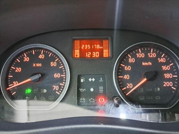 Renault Logan I Рестайлинг с пробегом 2012 года, цена 540 000 рублей, 235178 км, седан, Автокод Объявления
