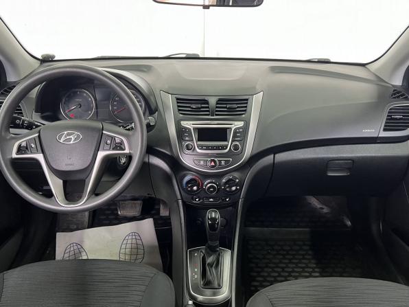 Hyundai Solaris I Рестайлинг с пробегом 2016 года, цена 999 000 рублей, 132200 км, хэтчбек, Автокод Объявления