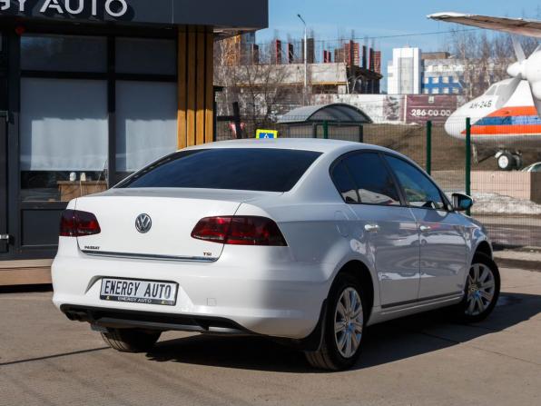 Volkswagen Passat B7 с пробегом 2011 года, цена 1 150 000 рублей, 174647 км, седан, Автокод Объявления