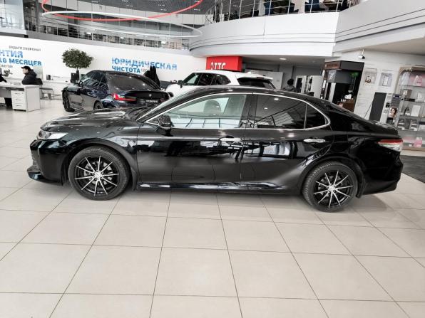 Toyota Camry VIII (XV70) с пробегом 2018 года, цена 2 399 000 рублей, 127303 км, седан, Автокод Объявления