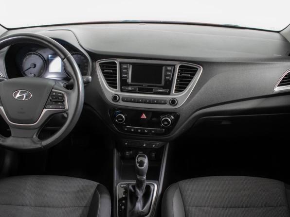 Hyundai Solaris II с пробегом 2020 года, цена 1 329 000 рублей, 151561 км, седан, Автокод Объявления