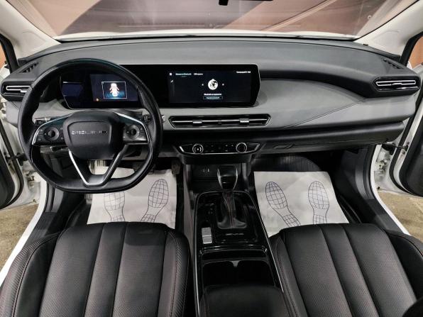 BAIC U5 Plus с пробегом 2023 года, цена 1 330 000 рублей, 45600 км, седан, Автокод Объявления