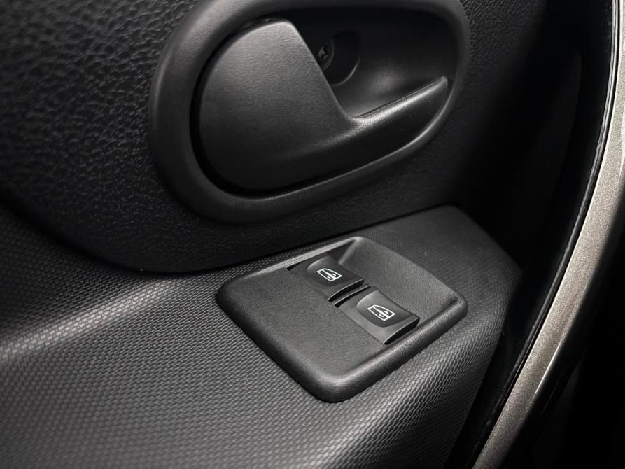 Renault Logan II Рестайлинг Псков  - изображение 16