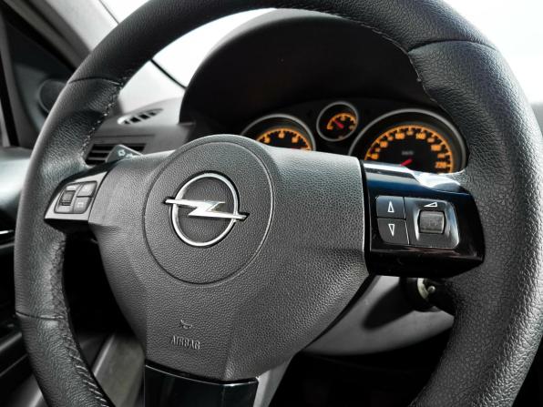 Opel Astra H с пробегом 2007 года, цена 319 000 рублей, 309332 км, хэтчбек, Автокод Объявления