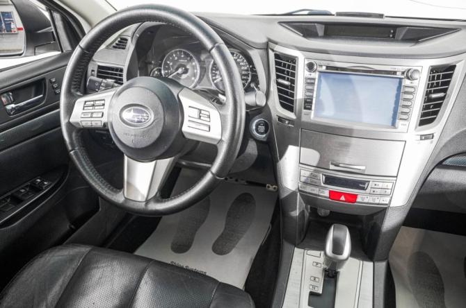 Subaru Legacy V с пробегом 2011 года, цена 1 549 000 рублей, 240000 км, седан, Автокод Объявления