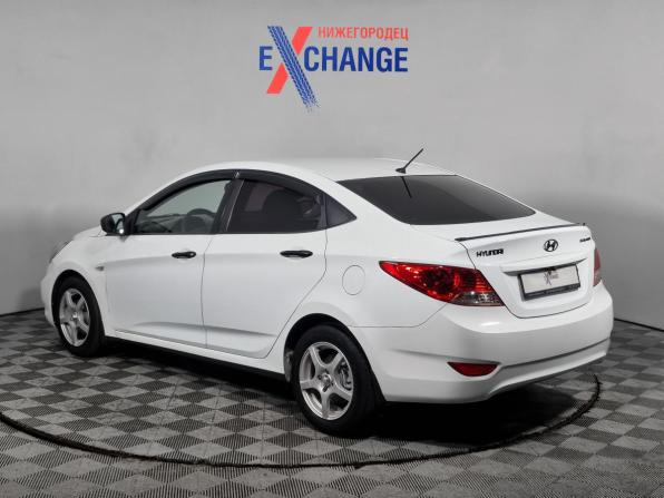 Hyundai Solaris I с пробегом 2012 года, цена 715 000 рублей, 172169 км, седан, Автокод Объявления