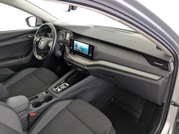 Skoda Octavia IV (A8) с пробегом 2021 года, цена 2 070 000 рублей, 145049 км, лифтбек, Автокод Объявления