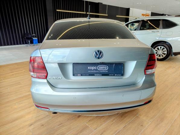 Volkswagen Polo V Рестайлинг с пробегом 2018 года, цена 1 007 400 рублей, 120230 км, седан, Автокод Объявления
