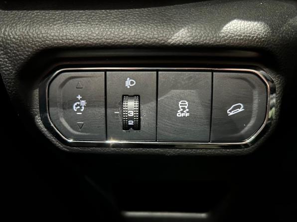Haval Jolion I Рестайлинг с пробегом 2025 года, цена 2 179 000 рублей, 20487 км, внедорожник, Автокод Объявления