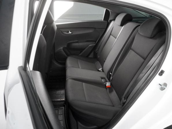 Kia Rio IV Рестайлинг с пробегом 2021 года, цена 1 499 000 рублей, 102744 км, седан, Автокод Объявления
