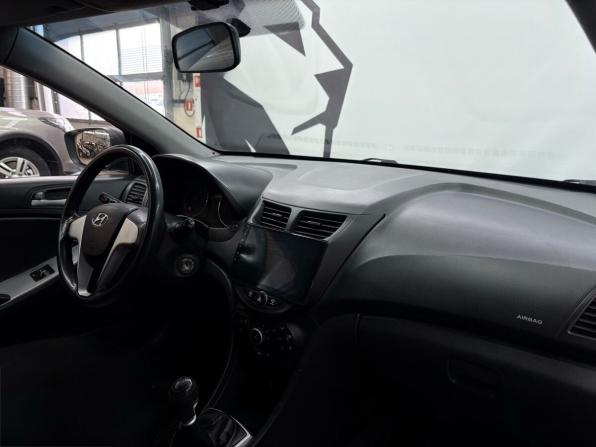 Hyundai Solaris I с пробегом 2011 года, цена 689 900 рублей, 231000 км, седан, Автокод Объявления