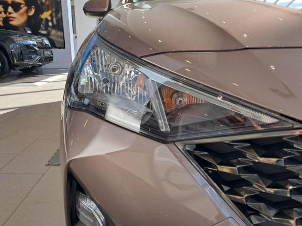 Hyundai Solaris II Рестайлинг с пробегом 2021 года, цена 1 813 000 рублей, 40371 км, седан, Автокод Объявления