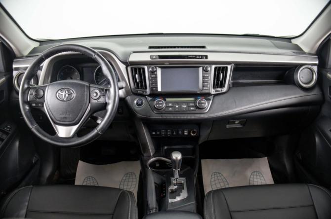 Toyota RAV4 IV (XA40) Рестайлинг с пробегом 2017 года, цена 2 799 000 рублей, 142562 км, внедорожник, Автокод Объявления