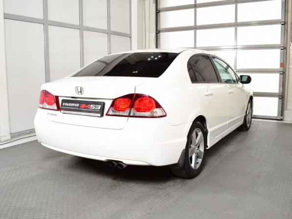 Honda Civic VIII Рестайлинг с пробегом 2010 года, цена 949 995 рублей, 202686 км, седан, Автокод Объявления