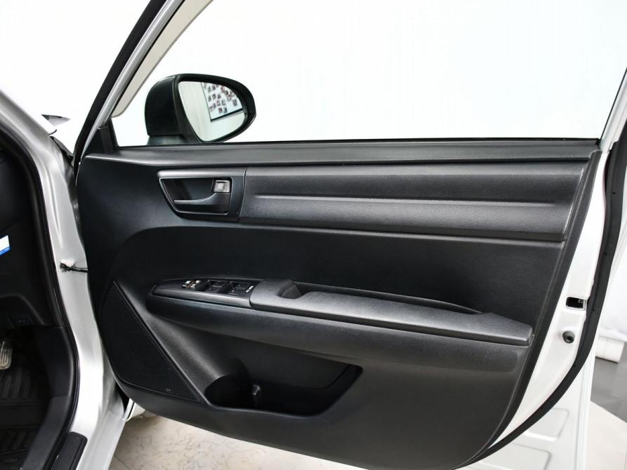 Toyota Corolla XI (E160 E170 E180) Рестайлинг 1 Новосибирск  - изображение 9