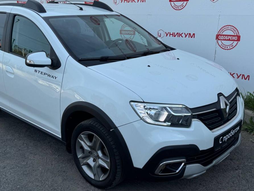 Renault Sandero II Рестайлинг Екатеринбург  - изображение 9