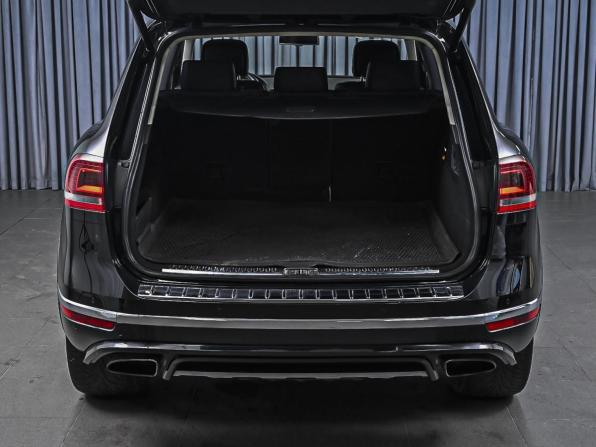 Volkswagen Touareg II Рестайлинг с пробегом 2016 года, цена 2 759 000 рублей, 291022 км, внедорожник, Автокод Объявления