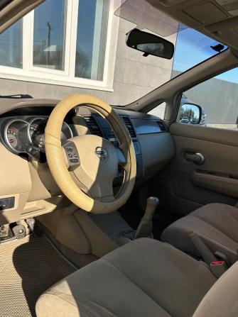 Nissan Tiida I с пробегом 2007 года, цена 550 000 рублей, 210300 км, хэтчбек, Автокод Объявления