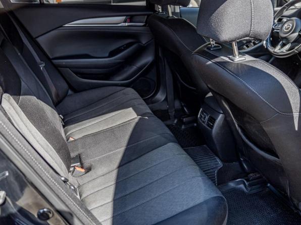 Mazda 6 III (GJ) Рестайлинг 2 с пробегом 2021 года, цена 2 979 400 рублей, 100000 км, седан, Автокод Объявления