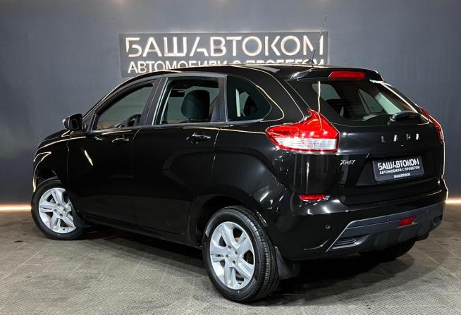 Lada (ВАЗ) XRAY I с пробегом 2016 года, цена 735 000 рублей, 97404 км, хэтчбек, Автокод Объявления