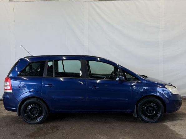 Opel Zafira B Рестайлинг с пробегом 2008 года, цена 549 000 рублей, 240000 км, компактвэн, Автокод Объявления
