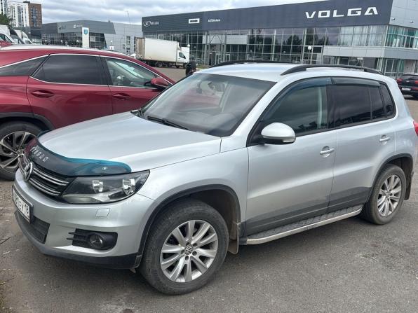Volkswagen Tiguan I Рестайлинг с пробегом 2011 года, цена 1 000 000 рублей, 158675 км, внедорожник, Автокод Объявления