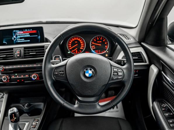 BMW 1 серии II (F20/F21) Рестайлинг с пробегом 2015 года, цена 1 297 000 рублей, 54504 км, хэтчбек, Автокод Объявления