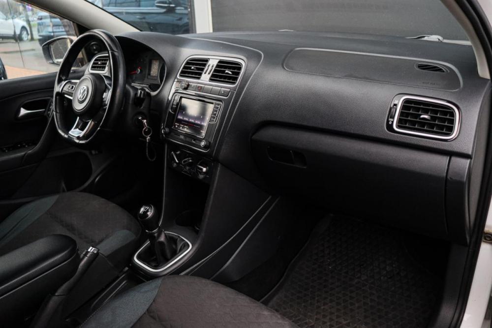 Volkswagen Polo V Рестайлинг Москва  - изображение 7