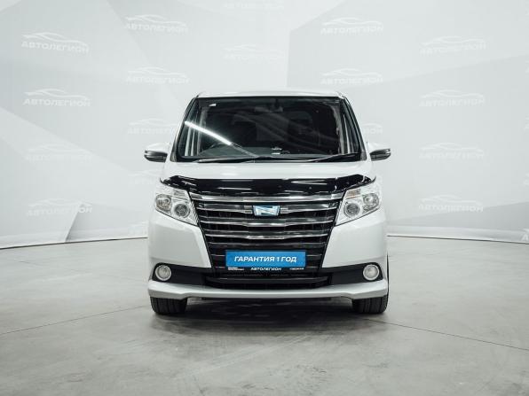 Toyota Noah III (R80) с пробегом 2014 года, цена 1 490 000 рублей, 246179 км, минивэн, Автокод Объявления