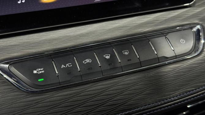 Haval Jolion I с пробегом 2023 года, цена 1 490 000 рублей, 76118 км, внедорожник, Автокод Объявления