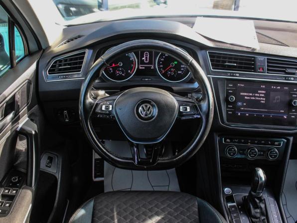 Volkswagen Tiguan II с пробегом 2019 года, цена 1 683 600 рублей, 286600 км, внедорожник, Автокод Объявления