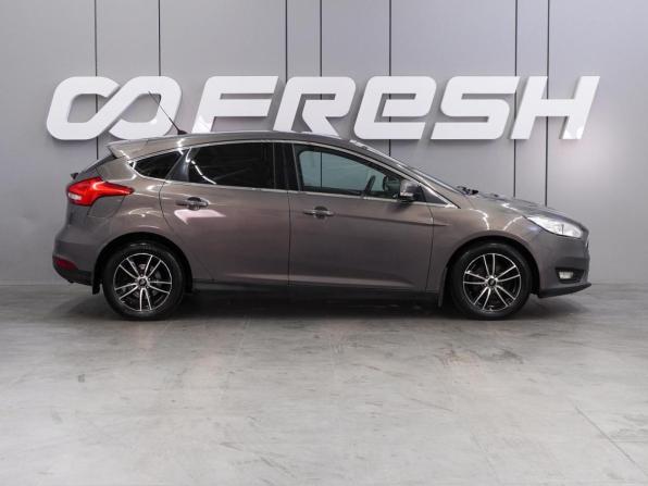 Ford Focus III Рестайлинг с пробегом 2015 года, цена 1 007 000 рублей, 137666 км, хэтчбек, Автокод Объявления