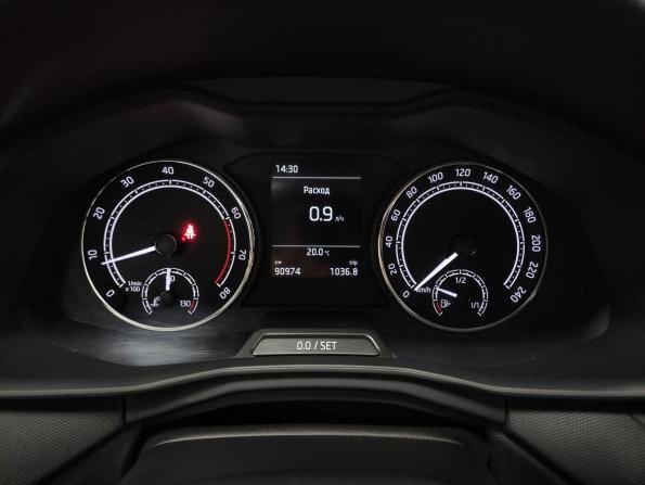 Skoda Rapid II с пробегом 2021 года, цена 1 620 000 рублей, 90969 км, лифтбек, Автокод Объявления