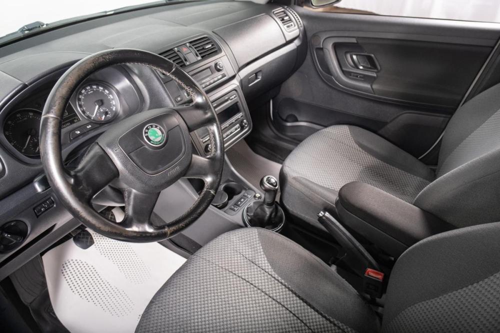 Skoda Fabia II Рестайлинг Томск  - изображение 9