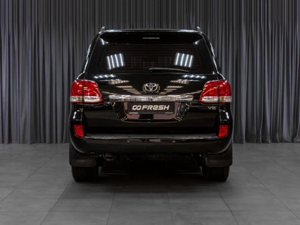 Toyota Land Cruiser 200 Series с пробегом 2010 года, цена 4 200 000 рублей, 100929 км, внедорожник, Автокод Объявления