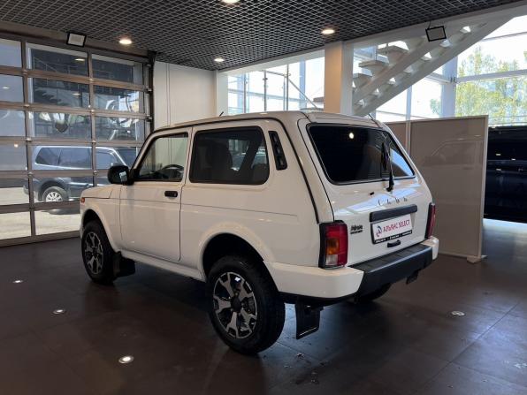 Lada (ВАЗ) Niva Legend с пробегом 2024 года, цена 1 129 000 рублей, 2944 км, внедорожник, Автокод Объявления