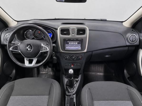Renault Sandero II Рестайлинг с пробегом 2018 года, цена 1 120 000 рублей, 153000 км, хэтчбек, Автокод Объявления