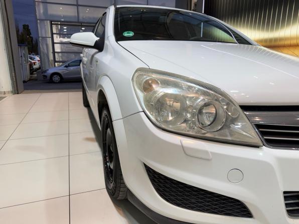 Opel Astra H Рестайлинг с пробегом 2008 года, цена 600 000 рублей, 350000 км, универсал, Автокод Объявления