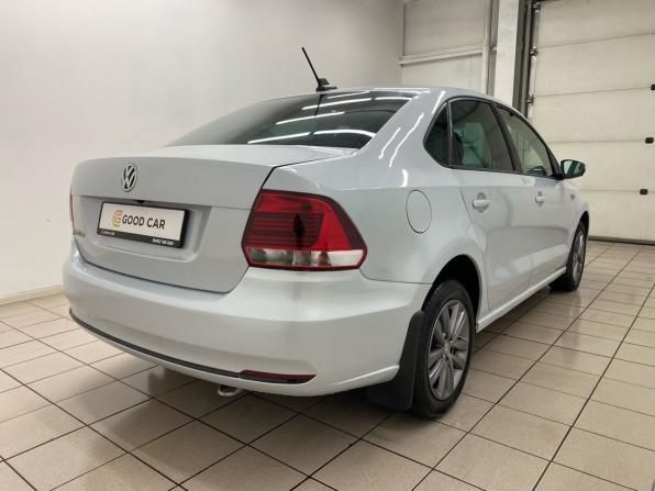 Volkswagen Polo V Рестайлинг с пробегом 2019 года, цена 975 000 рублей, 100565 км, седан, Автокод Объявления