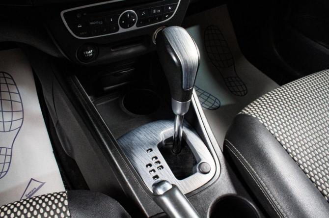 Renault Fluence I с пробегом 2012 года, цена 649 000 рублей, 145000 км, седан, Автокод Объявления