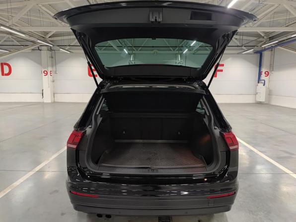 Volkswagen Tiguan II с пробегом 2017 года, цена 2 486 000 рублей, 127023 км, внедорожник, Автокод Объявления