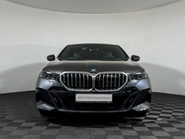 BMW 5 серии VIII (G60/G61/G68) с пробегом 2024 года, цена 8 700 000 рублей, 12952 км, седан, Автокод Объявления