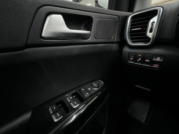Kia Sportage IV с пробегом 2016 года, цена 2 130 000 рублей, 126562 км, внедорожник, Автокод Объявления