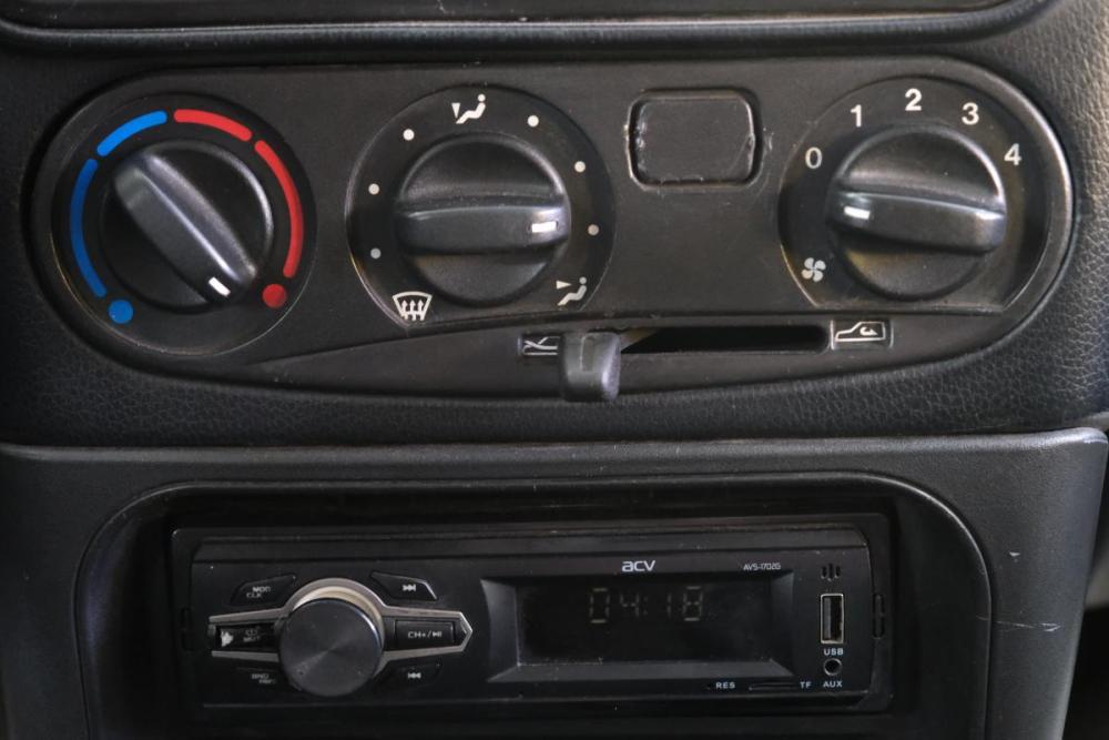 Chevrolet Niva I Рестайлинг Омск  - изображение 15
