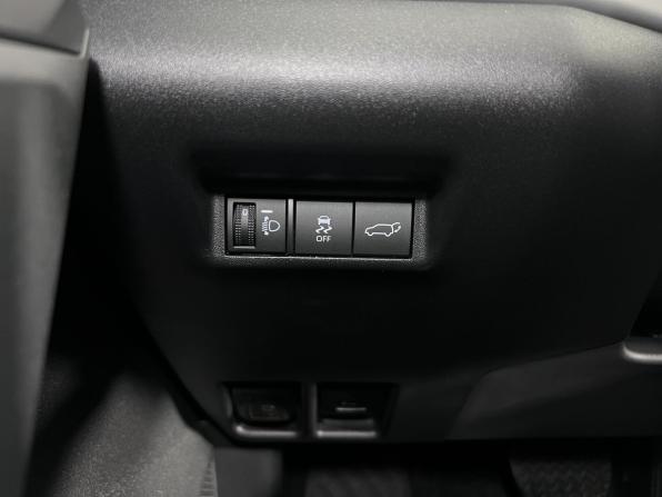Toyota RAV4 VI (XA60) с пробегом 2026 года, цена 4 550 000 рублей, 10 км, внедорожник, Автокод Объявления
