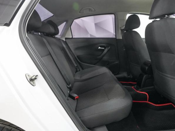 Volkswagen Polo V с пробегом 2014 года, цена 721 000 рублей, 160000 км, седан, Автокод Объявления